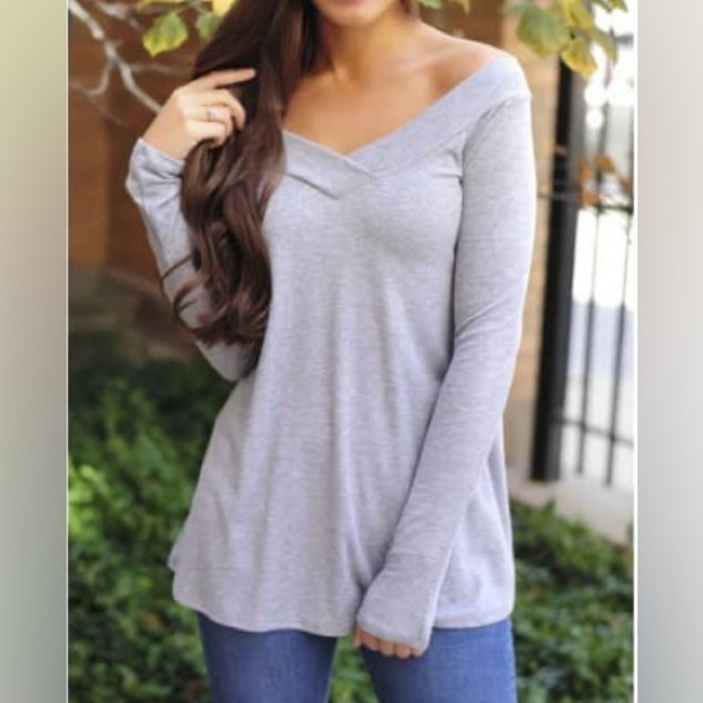 Gray Ribbed Wide V Neck Long Sleeve Top